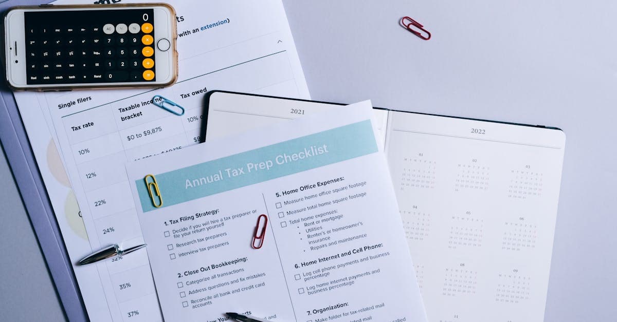 Cover Image for How to Conduct a Policy Checkup With Your Insurance Agent